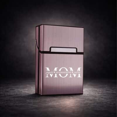 μεταλλική θήκη τσιγάρων ροζ με χάραξη